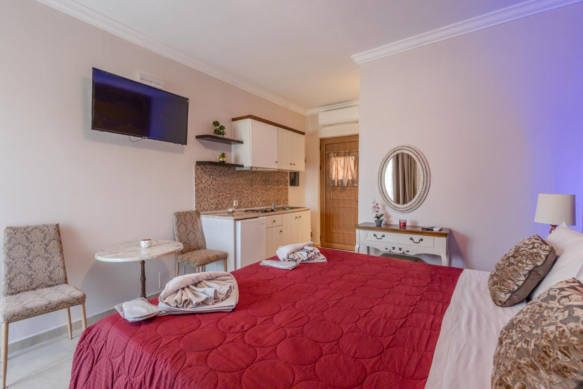 Knights' Castle B&B *